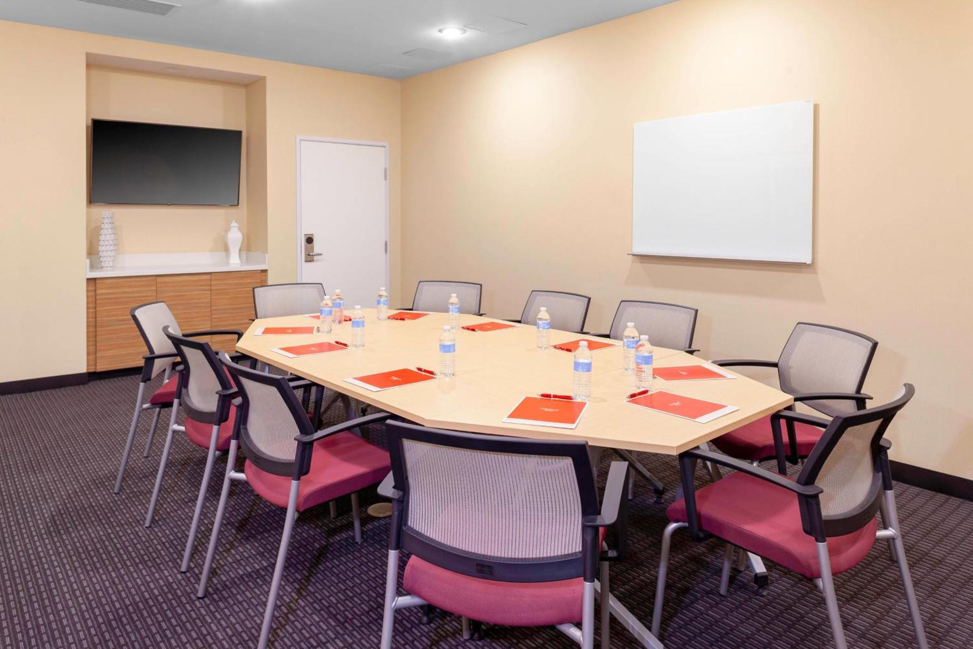 Towneplace Suites By Marriott San Antonio Westover Hills Экстерьер фото
