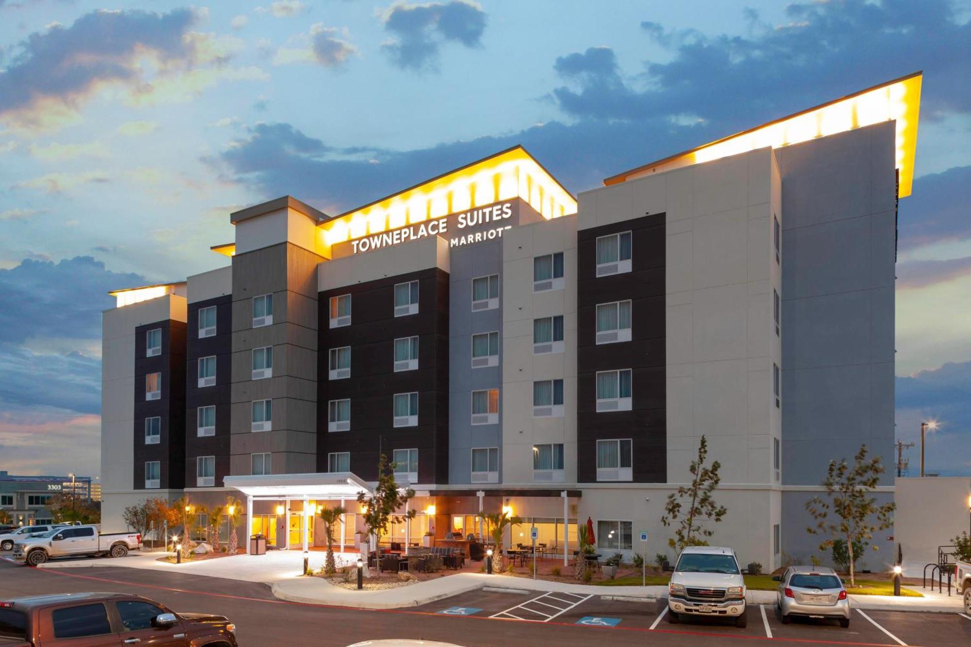 Towneplace Suites By Marriott San Antonio Westover Hills Экстерьер фото